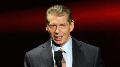 Минута отдыха Основатель рестлинг‑промоушна WWE подал в отставку после обвинений в сексуальном насилии и дефекации на голову бывшей сотрудницы Спорт  Минута отдыха Основатель рестлинг‑промоушна WWE подал в отставку после обвинений в сексуальном насилии и дефекации на голову бывшей сотрудницы Спорт