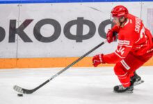 Минута отдыха Защитник «Спартака» Савиков заявил, что атмосфере в команде становится лучше Спорт 