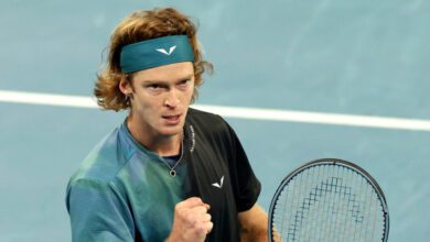 Минута отдыха Рублев в пяти сетах обыграл де Минора и вышел в четвертьфинал Australian Open Спорт 