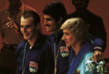 Минута отдыха Легендарный американец продает медали с молотка. Жизнь заставила Спорт 