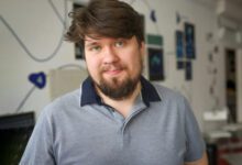 Минута отдыха Не рассуждать, а знать больше фактов. Учитель Петр Мазаев — об изменениях в ЕГЭ по истории Дети 