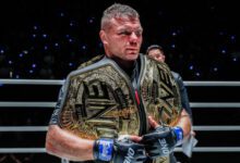 Минута отдыха Российский боец сотворил историю. Стал чемпионом в трёх весовых категориях! Спорт 