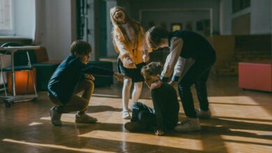 Минута отдыха Ребенка травят в школе, а родители подают в суд. В Госдуме готовят закон о буллинге Дети  Минута отдыха Ребенка травят в школе, а родители подают в суд. В Госдуме готовят закон о буллинге Дети