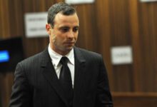 Минута отдыха Вышедший из тюрьмы по УДО Оскар Писториус не может найти работу и подметает пол в церкви — СМИ Спорт 