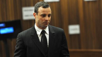 Минута отдыха Вышедший из тюрьмы по УДО Оскар Писториус не может найти работу и подметает пол в церкви — СМИ Спорт 