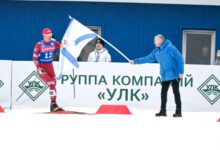 Минута отдыха Лыжница Кулешова: «Большунов точно бегает в другой лиге. Я верила, что он выиграет все личные гонки, но хотела, чтобы его победили» Спорт 