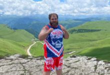 Минута отдыха Камоцкий о победе в лиге пощечин: «Пока это мой лучший удар. Соперник пару минут лежал, даже считать не стали» Спорт 