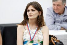 Минута отдыха ФШР временно отстранила шахматистку Абакарову от участия в турнирах до заключения правоохранительных органов Спорт 