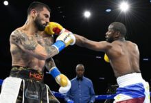 Минута отдыха Мейвезер потребовал заменить судью во время поединка с Готти Спорт 