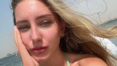 Минута отдыха В СМИ появилась версия, как зовут спутницу Павла Дурова Знаменитости  Минута отдыха В СМИ появилась версия, как зовут спутницу Павла Дурова Знаменитости