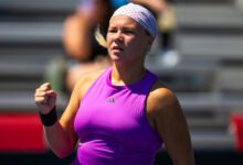 Минута отдыха Шнайдер обыграла Самсонову и вышла в полуфинал турнира в Торонто Спорт 