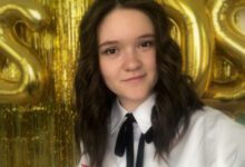 Минута отдыха «От подготовки к ЕГЭ у меня пропало желание читать». Катя Томина сдала ЕГЭ на 300 баллов Дети 