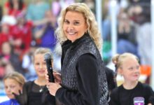 Минута отдыха Тутберидзе пошла на отчаянные меры ради помощи фигуристке. Девочка должна кучу денег Плющенко Спорт 