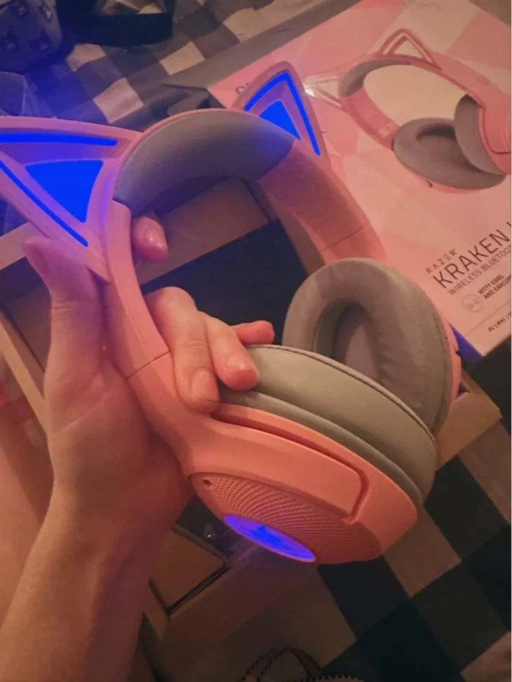 Наушники Razer Kraken Kitty V2 BT