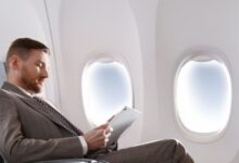 Минута отдыха Почему иллюминаторы в самолётах и на кораблях всегда имеют округлую форму? Интересное 