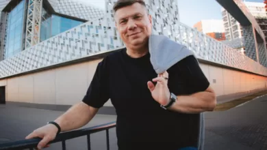 Минута отдыха «Почему на физкультуре не был?» — «А я форму стирал». Учитель Александр Петухов Дети  Минута отдыха «Почему на физкультуре не был?» — «А я форму стирал». Учитель Александр Петухов Дети