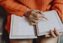 Минута отдыха «Музыка, английский, а еще спорт обязателен!» Как выбрать кружки и составить ребенку комфортное расписание Дети 