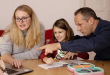 Минута отдыха «Весь мой тайм-менеджмент строится вокруг учебы ребенка». Родители — о заочном образовании Дети 