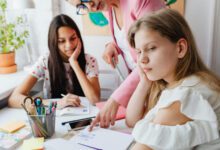 Минута отдыха «На английский мы потратили сотни тысяч рублей». Родители — о расходах на репетиторов Дети 