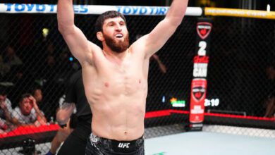 Минута отдыха Чемпиону UFC теперь не убежать от российского бойца. Магомед готов на всё ради пояса Спорт  Минута отдыха Чемпиону UFC теперь не убежать от российского бойца. Магомед готов на всё ради пояса Спорт