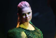 Минута отдыха «В следующем году все сбудется»: Семенович впервые вышла в свет со своим избранником Знаменитости 