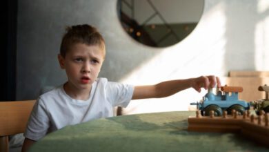 Минута отдыха «Прошу убрать игрушки, а он молчит». Что делать, если ребенок вас игнорирует? Дети  Минута отдыха «Прошу убрать игрушки, а он молчит». Что делать, если ребенок вас игнорирует? Дети