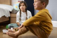 Минута отдыха «7-летний сын не хочет делиться игрушками с младшей сестрой» Дети 