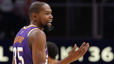 Минута отдыха «Финикс» обыграл «Детройт» в матче НБА, Дюрант набрал 36 очков Спорт  Минута отдыха «Финикс» обыграл «Детройт» в матче НБА, Дюрант набрал 36 очков Спорт