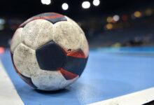 Минута отдыха EHF и IHF запретили европейским командам проводить спарринг‑игры со сборными России по гандболу Спорт 