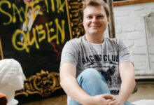 Минута отдыха «Я злой, у меня баллы не отсудишь». Старший эксперт ЕГЭ по математике Павел Фролов Дети 