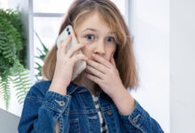 Минута отдыха Подростку в соцсетях пишут мошенники. Правила, которые помогут его защитить Дети 