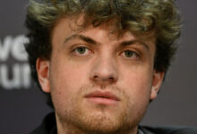 Минута отдыха «Сдержу слово и пройду проверку на полиграфе» — шахматист Ниманн после поражения от Дубова Спорт 