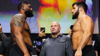 Минута отдыха Куниев и Блэйдс провели битву взглядов после взвешивания перед турниром UFC 313 Спорт  Минута отдыха Куниев и Блэйдс провели битву взглядов после взвешивания перед турниром UFC 313 Спорт