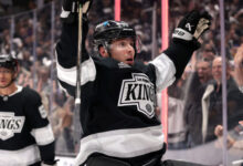 Минута отдыха Списанный россиянин в два раза круче Гретцки! Андрей разрывает плей-офф НХЛ Спорт 