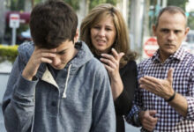 Минута отдыха «Сидишь криво», «опять тройка» и другие фразы родителей, которые не помогут стать лучше Дети 