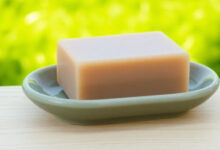 Минута отдыха Как использовать хозяйственное мыло в огороде: советы, проверенные временем Интересное 