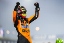 Минута отдыха Пиастри выиграл Гран‑при Бахрейна и одержал вторую победу в сезоне «Ф‑1», Норрис финишировал третьим Спорт 