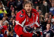 Минута отдыха «У него еще остались зубы?» Овечкин залил лёд кровью в матче НХЛ Спорт 