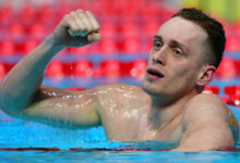 Минута отдыха Россиянин обставил лучших пловцов мира и завоевал золото. Крутой ответ на пакость организаторов Спорт 