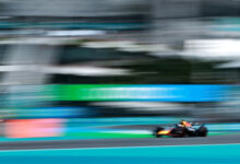 Минута отдыха Протест «Ред Булл» отклонен, пилот «Мерседеса» Расселл сохранил третье место по итогам гонки Гран‑при Майами Спорт 