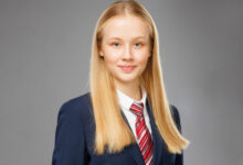 Минута отдыха «На олимпиаде я разревелась перед жюри, на ответ осталось 30 секунд». Алёна Буданова — о победах на ВсОШ Дети 