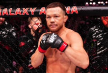 Минута отдыха Пётр Ян превратил лицо соперника в кровавое месиво. Вот это заявка на пояс UFC! Спорт 