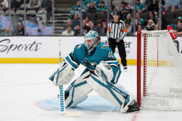 Минута отдыха Друг Овечкина цепляется за последний шанс. Но в НХЛ боятся с ним связываться Спорт  Минута отдыха Друг Овечкина цепляется за последний шанс. Но в НХЛ боятся с ним связываться Спорт