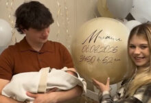 Минута отдыха Поступок Игнатовой взбудоражил фанатов. Её сын оказался на льду в 10 дней Спорт 