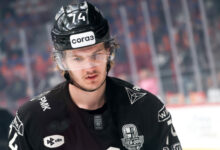 Минута отдыха «Ванкувер» подписал контракт с российским нападающим Виталием Кравцовым Спорт 