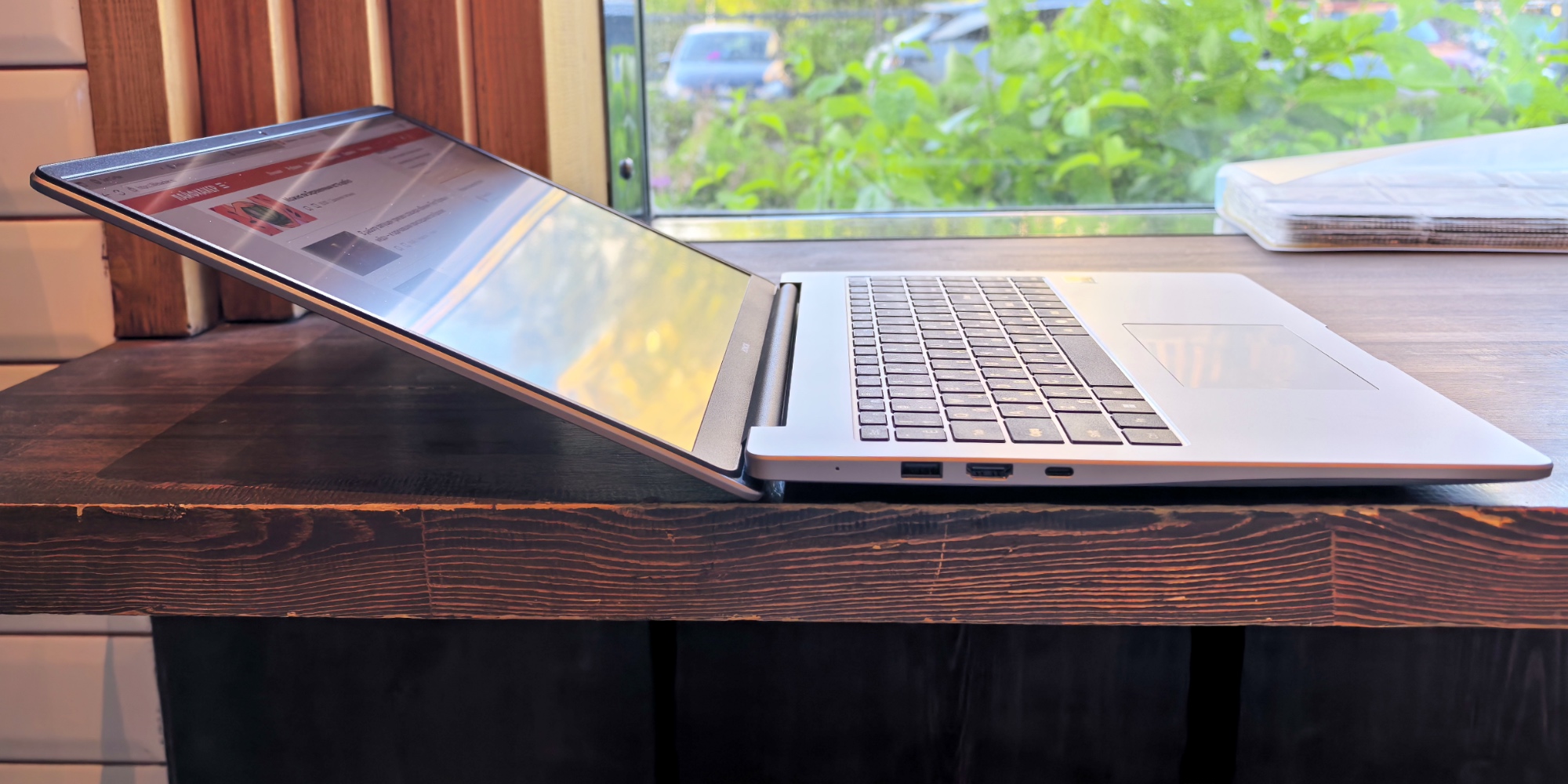 Обзор Honor MagicBook X16 AMD 2025 — бюджетного офисного ноутбука, на котором можно играть