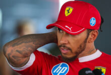 Минута отдыха «Происходят не самые лучшие вещи» — Хэмилтон прокомментировал ситуацию в «Феррари» Спорт 