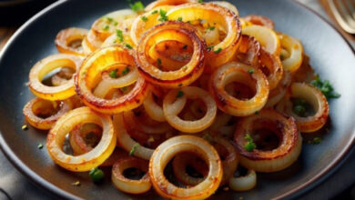 Минута отдыха Как правильно карамелизовать лук: идеальный вкус для супа и горячих блюд Интересное 