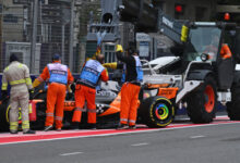 Минута отдыха Лидер чемпионата «Формулы‑1» Пиастри разбил машину на первом круге Гран‑при Азербайджана Спорт 