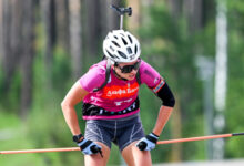 Минута отдыха Павлушина ударила Метелю палкой во время индивидуальной гонки на ЧР по летнему биатлону Спорт 